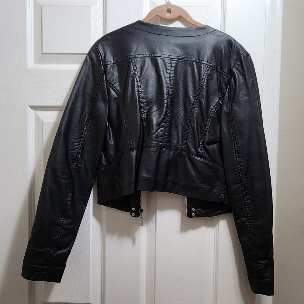 Coat/jacket - Picture 2 of 3